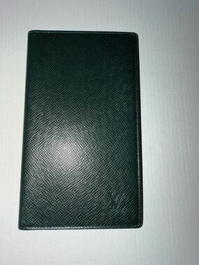 Louis Vuitton Dark Green Saffiano Tall Bifold Card & Key Holder